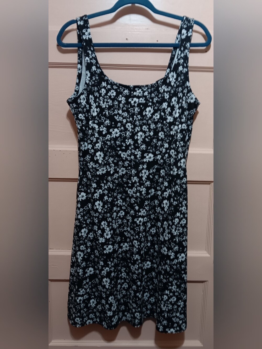 Lole Black Tank Wicking Quick Dry Dress with White Floral Print - Womens